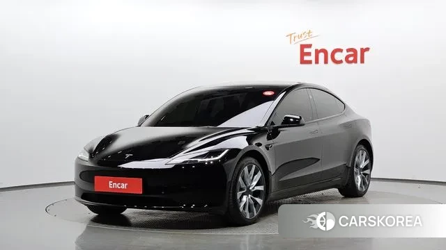 Tesla Model 3 2024 Черный из Кореи
