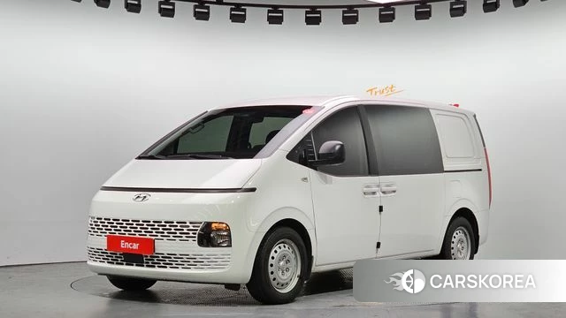 Hyundai Staria 2022 Белый из Кореи