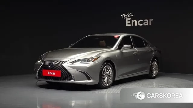 Lexus ES300h 7th generation 2020 Серебристо-серый из Кореи