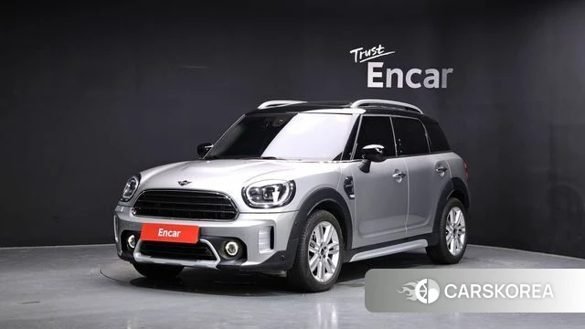 Mini Cooper Countryman 2023 Серебристо-серый из Кореи