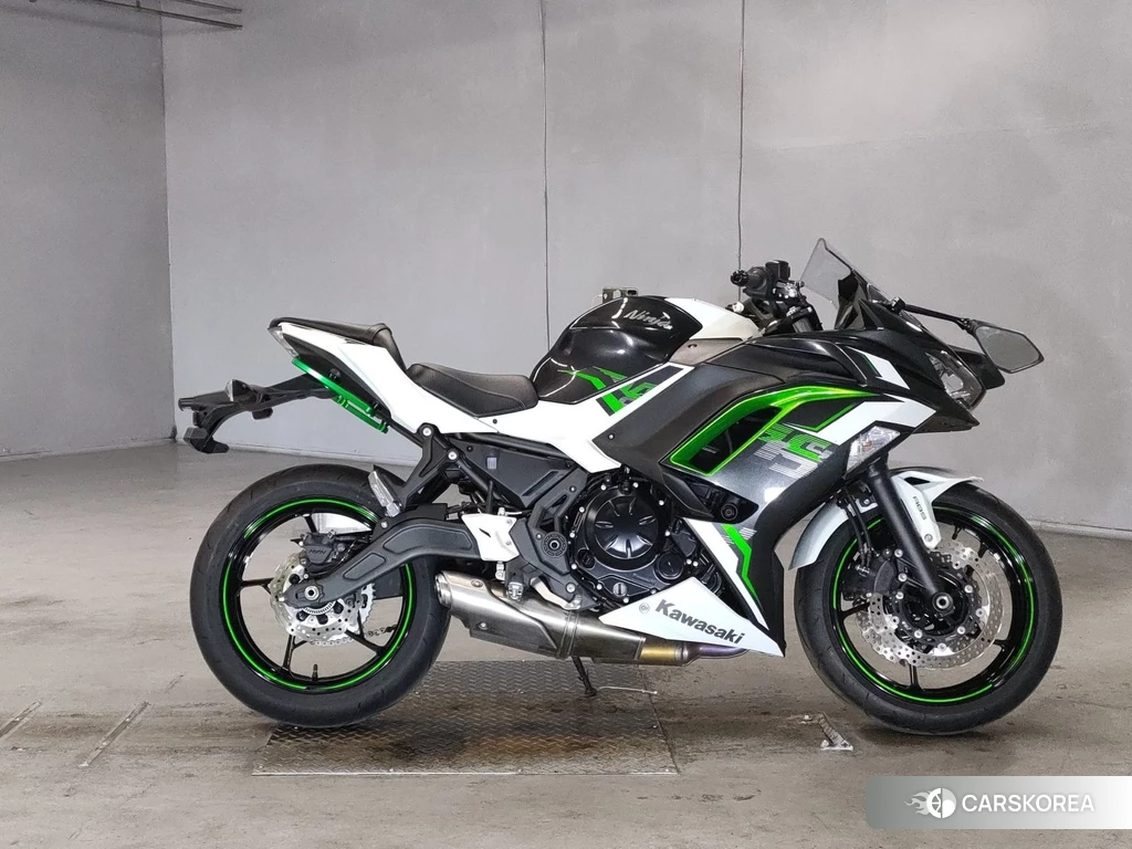 Проданный Kawasaki NINJA 650 id 4160314 из Японии