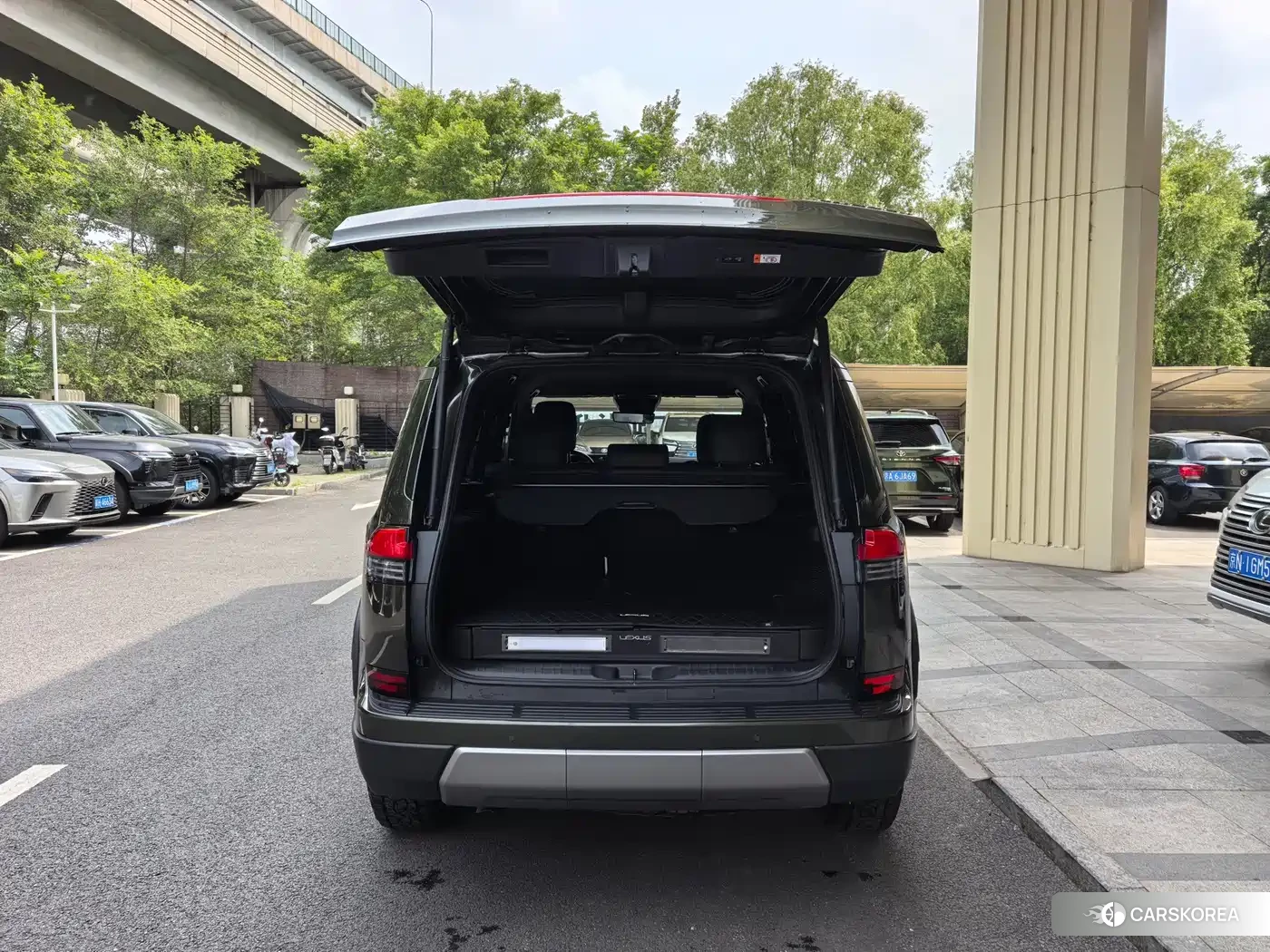 Lexus GX 2024 Зеленый из Китая