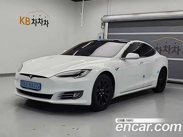Tesla Model S 2020 Белый из Кореи