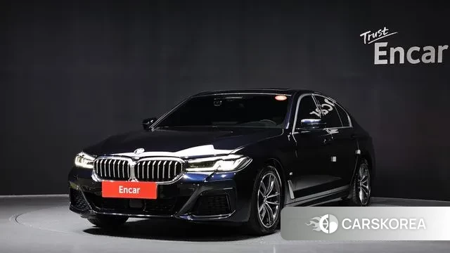 BMW 5 Series (G30) 2020 Черный из Кореи