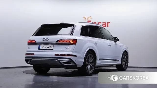 Audi Q7 (4M) 2020 Белый из Кореи