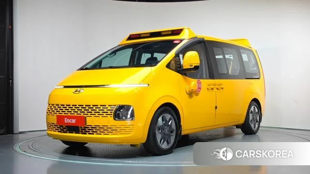 Hyundai Staria 2022 Желтый из Кореи