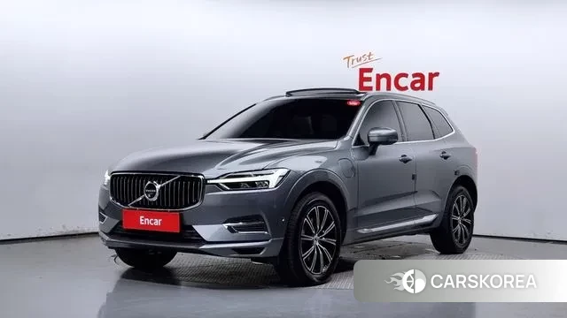 Volvo XC60 second Generation 2021 Светло-серебряный цвет из Кореи