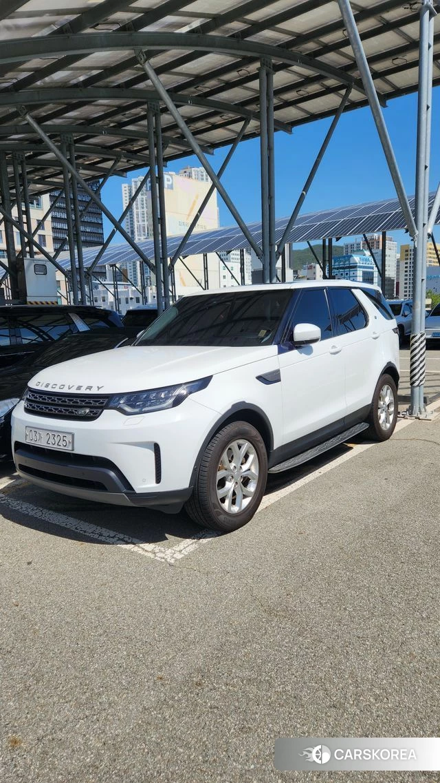 Land Rover Discovery 5 2019 Белый из Кореи