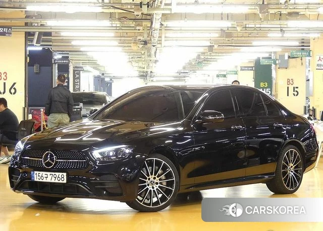 Mercedes-Benz E-Class W213 2023 Черный из Кореи