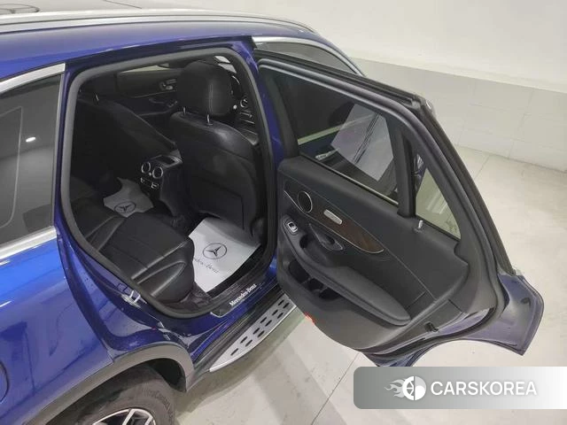 Mercedes-Benz GLC 2020 Синий из Китая