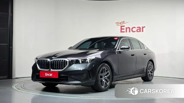 BMW 5 Series (G60) 2025 Серый из Кореи