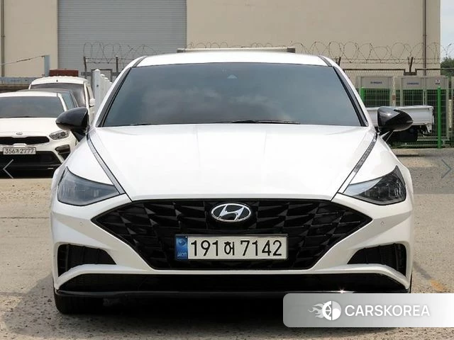 Hyundai Sonata (DN8) 2022 Белый из Кореи