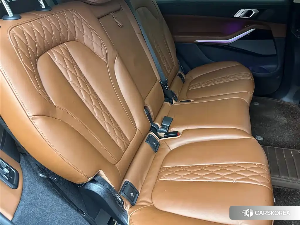 BMW X7 2023 Черный из Китая