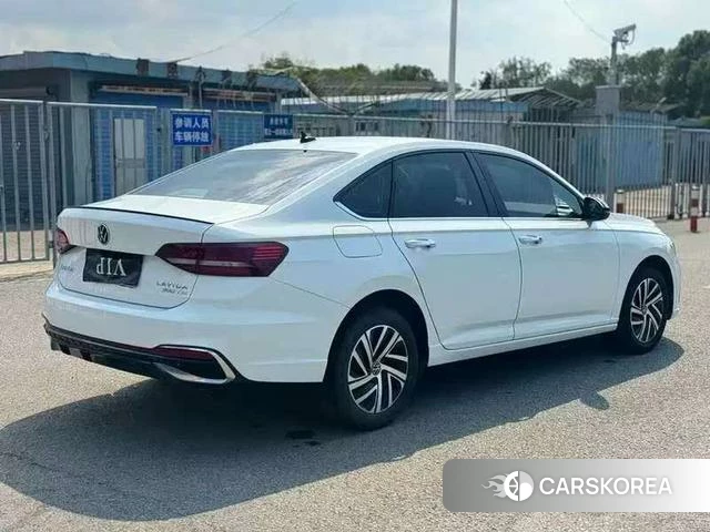 Volkswagen Lavida 2024 Белый из Китая