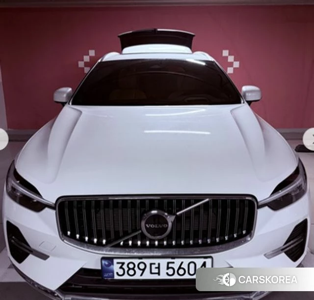 Volvo XC60 second Generation 2023 Белый из Кореи