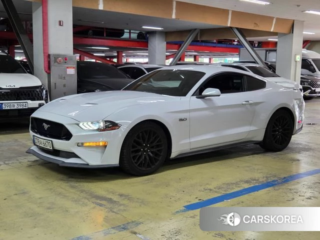 Ford Mustang 2022 Белый из Кореи