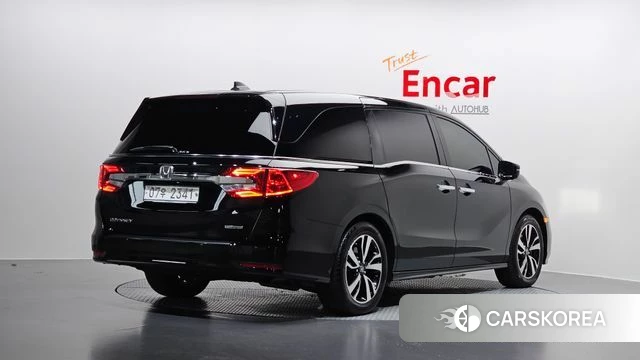 Honda Odyssey 2018 Черный из Кореи