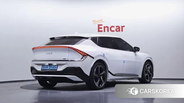 Kia EV6 2023 Белый из Кореи