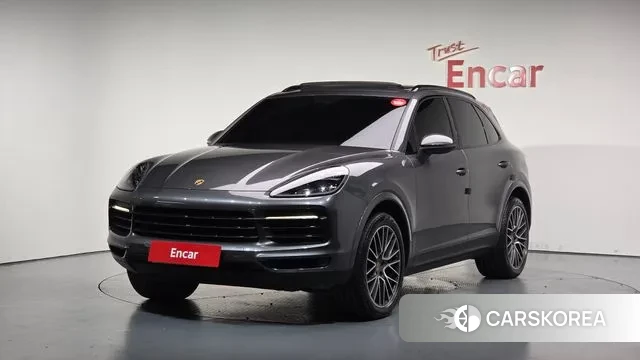 Porsche Cayenne (PO536) 2019 Серый из Кореи