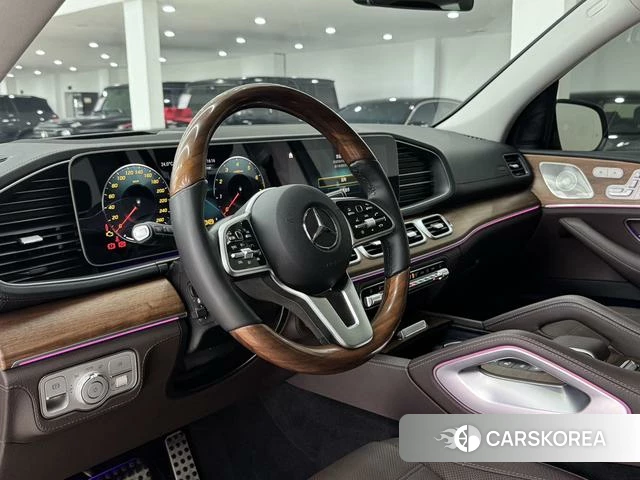 Mercedes-Benz GLS 2023 Черный из Китая
