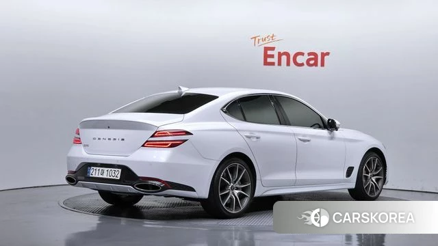 Genesis The New G70 2023 Белый из Кореи