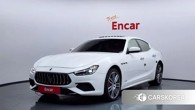 Maserati Ghibli 2018 Белый из Кореи