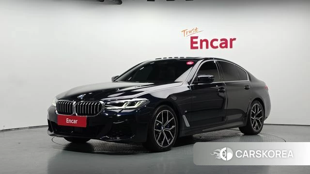 BMW 5 Series (G30) 2023 Черный из Кореи