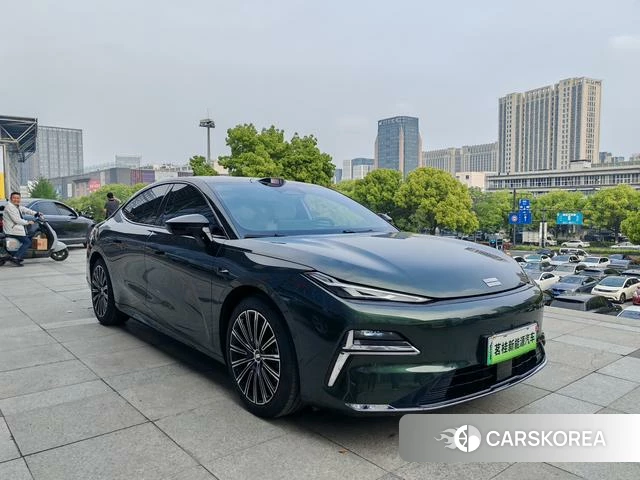 Geely Galaxy Galaxy Sparkle 8 PHEV 2025 Зеленый из Китая