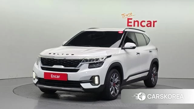 Kia Seltos 2020 Белый из Кореи