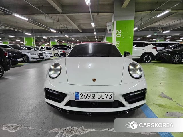 Porsche 911(992) 2022 Белый из Кореи