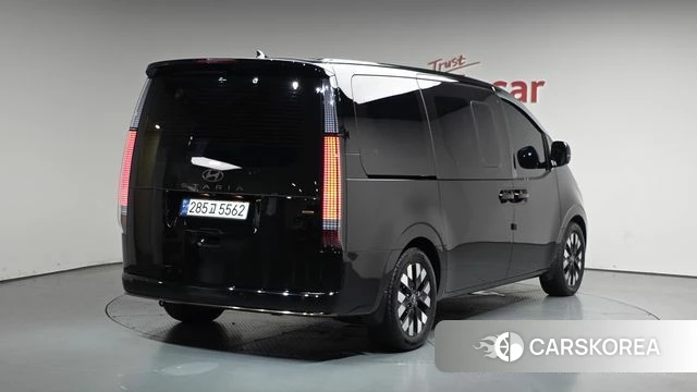 Hyundai Staria 2024 Черный из Кореи