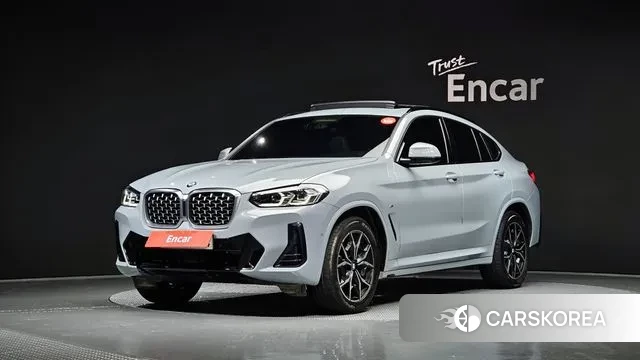 BMW X4 (G02) 2023 Серебристо-серый из Кореи