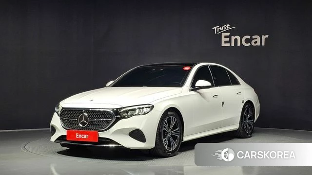 Mercedes-Benz E-Class W214 2025 Белый из Кореи