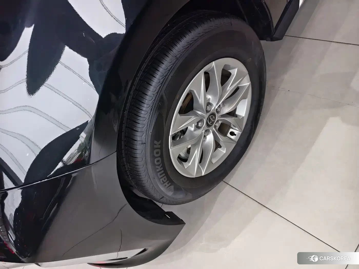 Toyota Granvia 2026 Черный из Китая