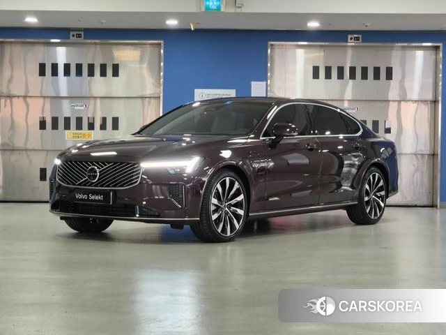 Volvo S90 2025 Фиолетовый из Кореи