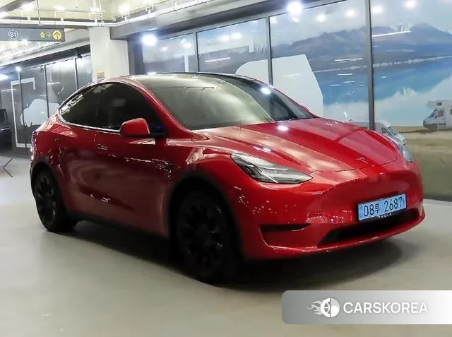 Tesla Model Y 2023 Красный из Кореи