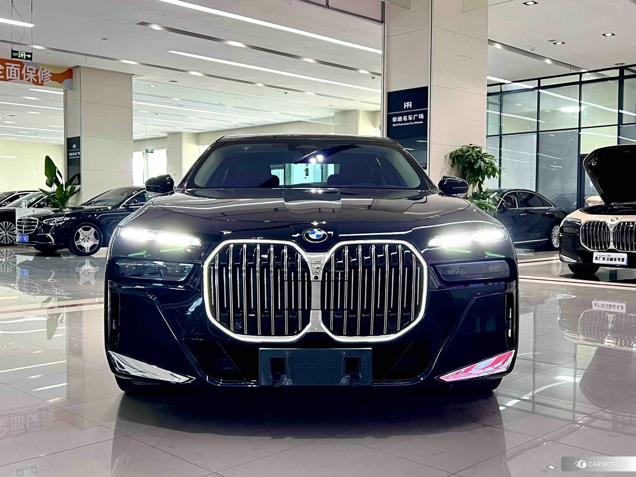 BMW 7 series 2022 Черный из Китая