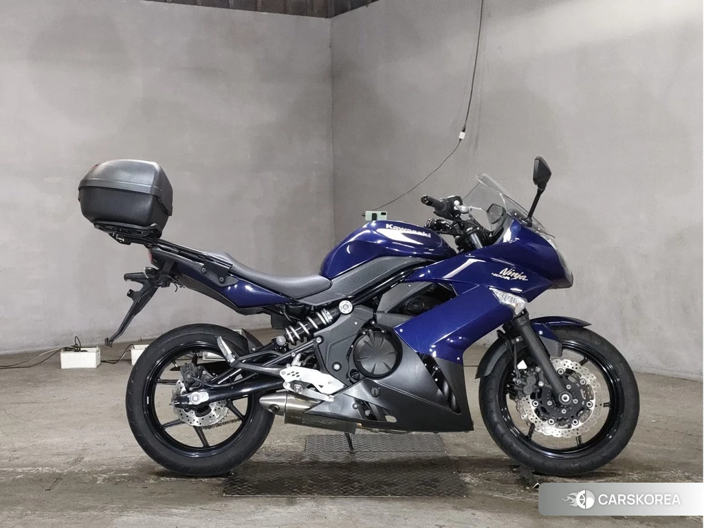 Проданный Kawasaki NINJA 400R 2012 из Японии