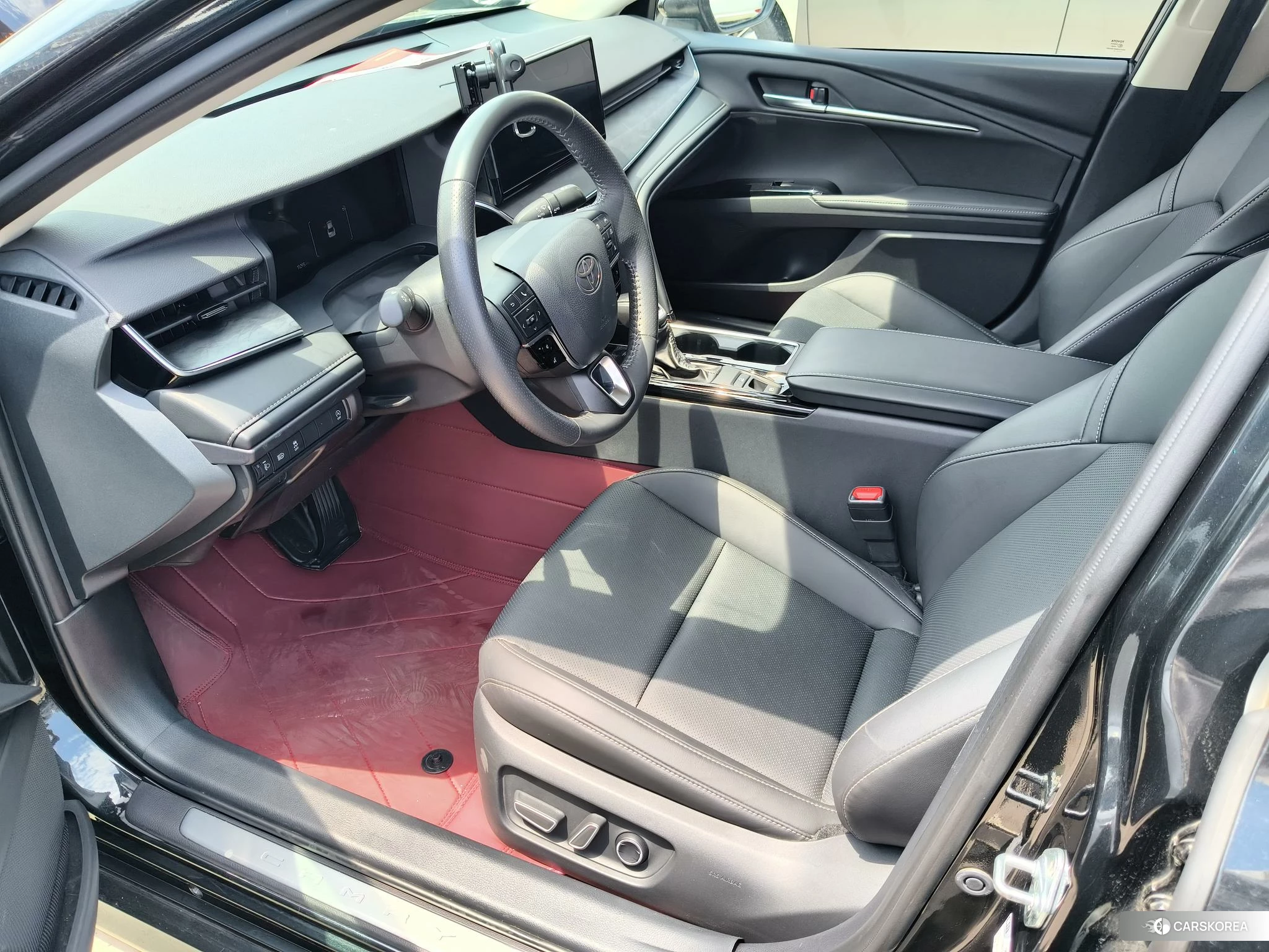 Toyota Camry 2024 Черный из Китая