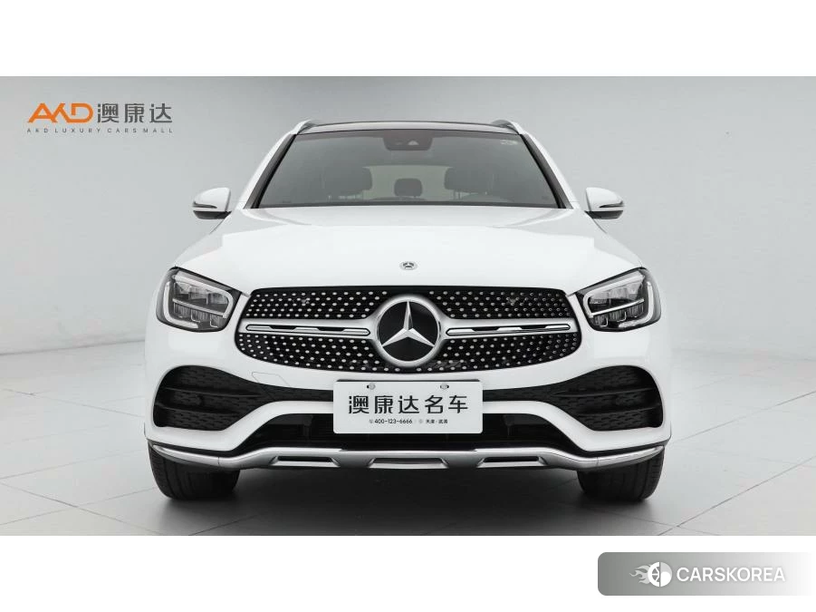 Mercedes-Benz GLC 2022 Белый из Китая