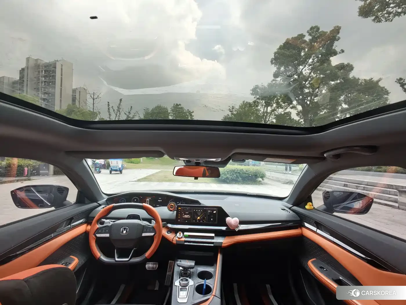 Chang'an Changan UNI-V 2022 Черный из Китая