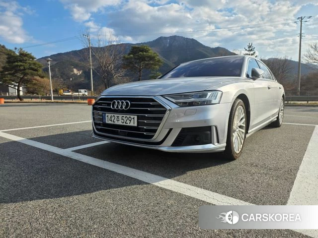 Audi A8 (D5) 2020 Серебряный из Кореи