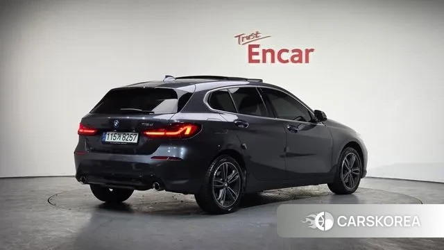 BMW 1 Series (F40) 2020 Серый из Кореи