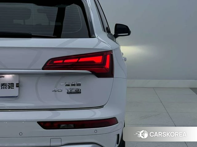 Audi Q5L 2023 Белый из Китая