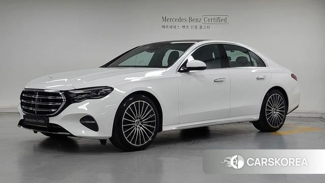 Mercedes-Benz E-Class W214 2025 Белый из Кореи