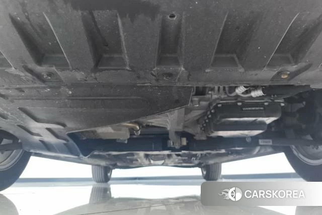 Roewe i5 2024 Темно-серый из Китая
