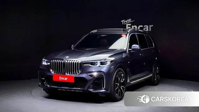 BMW X7 (G07) 2022 Серый из Кореи