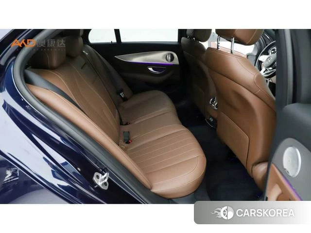 Mercedes-Benz E-class (imported) 2020 Синий из Китая
