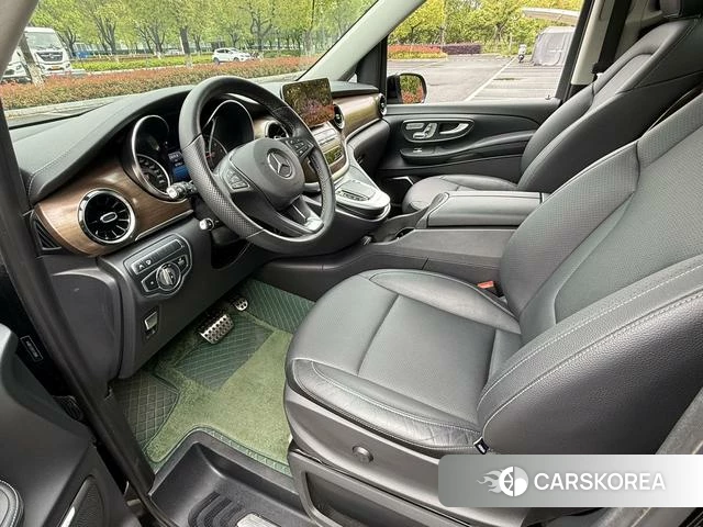 Mercedes-Benz V-class 2021 Черный из Китая