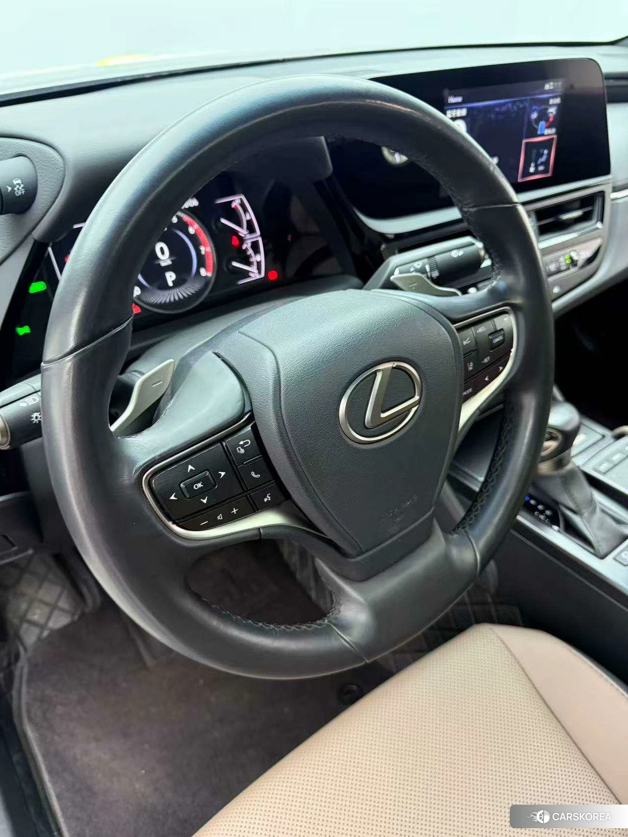 Lexus ES 2021 Серебристо-серый из Китая